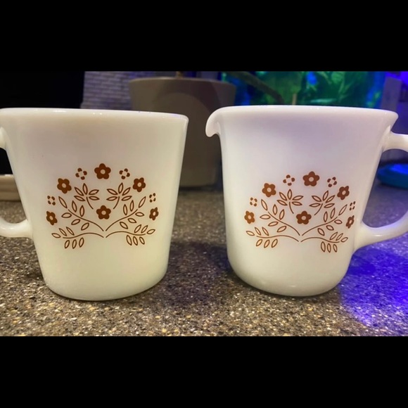 Vintage Pyrex “spring impression” coffee cream and mug. - Picture 7 of 10